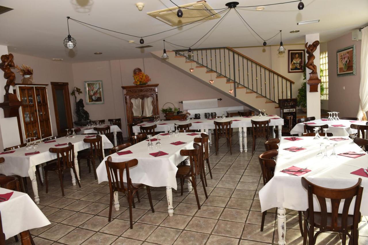 Hotel Rural El Castillo Larraga 외부 사진